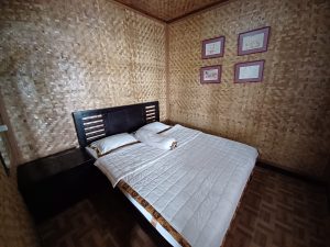 RUMAH-KAYU-2-LANTAI-bedroom-2-scaled